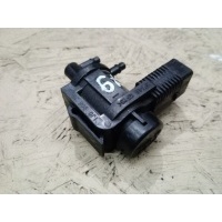 Клапан воздушный Volkswagen Bora 1998 1J0906283B