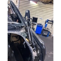 Петля крышки багажника Audi A6 C6 (S6,RS6) 2006