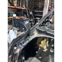 Петля крышки багажника Audi A6 C6 (S6,RS6) 2006 4F5827301