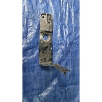 Крепление радиатора правое opel astra j 13337826