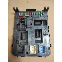 Блок предохранителей Peugeot 308 1 2008 96 640 590 8001