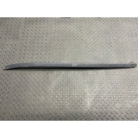 Молдинг лобового стекла Mercedes E/W210 1995-2003 A2106980298