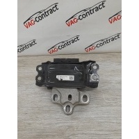 Подушка двигателя Volkswagen Tiguan 2 5QA199555G