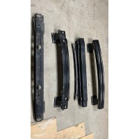 Каретка бампера passat b8 задняя 3g9807863
