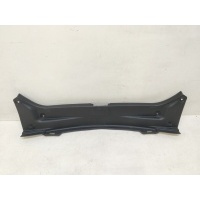 накладка замка багажника Toyota Camry V70 2017- 5838706270C0