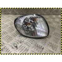 Поворотник правый Toyota Corolla E110 2001