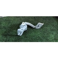 петля двери багажника Audi Q5 2011 8R0827299A
