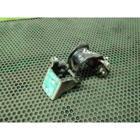 петля двери багажника Land Rover Freelander 2 2007> 2008 LR007118