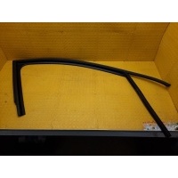 Уплотнитель опускного стекла Skoda Rapid NK6 2021 5JA837432G
