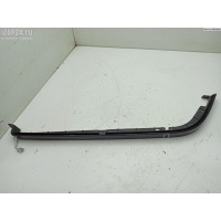 Ус под фару правый Mercedes W202 (C) 1997 2028260877