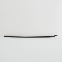 Volkswagen touareg 7l фронт right windshield molding 7l68543289b9