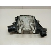 Интеркулер Land Rover Discovery Sport 2014 LR095900