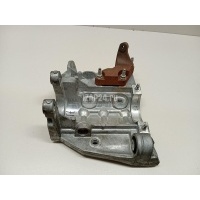 Кронштейн промежуточного вала Land Rover Discovery Sport 2014 LR105296