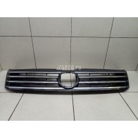 Решетка радиатора VAG Passat [B7] (2011 - 2015) 3AA853651