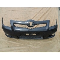 Toyota verso 09 - 12 2009 - 2012 бампер передний передняя
