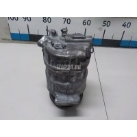 Компрессор кондиционера Land Rover Range Rover IV 2013 LR068128