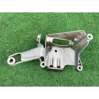 Audi a8 4h d4 крышка подушки двигателя 4h0399059g