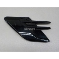 Накладка переднего крыла левого Land Rover Range Rover Sport 2013 LR098790