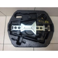 Домкрат Suzuki SX4 2013 8991355LV0