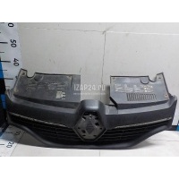 Решетка радиатора Renault Sandero 2014 623105727R