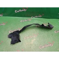 Подкрылок Mercedes-Benz E W210 1999 A2106988430