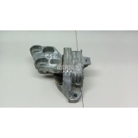 Опора двигателя правая Mercedes Benz C117 CLA (2013 - 2019) 2462400217
