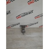 Петля двери багажника Volkswagen Tiguan 2 2017 5G6827301A