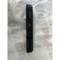 Кнопка аварийной сигнализации Mitsubishi Outlander 2013 8002B517