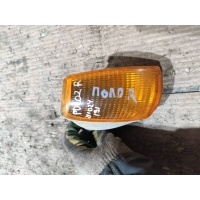 Поворотник правый Volkswagen Polo 2 1993
