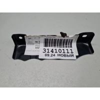 Кронштейн бампера переднего правый Toyota Land Cruiser 200 2008- 5327360070