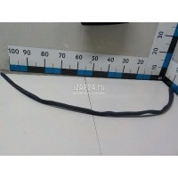 Уплотнитель капота Toyota RX 350 2016 5338148100