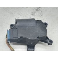 Моторчик заслонки отопителя Volkswagen Amarok 52411483R07