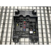 Блок предохранителей renault trucks d 284b6lc40b hatchback 3.0 177km