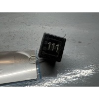 Реле бензонасоса Audi 80 B3 1993 357906381b