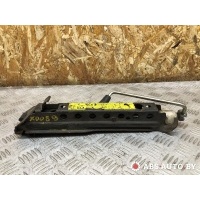 Домкрат Audi A6 4A/C4 1996 4A0011031B