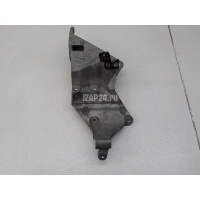 Кронштейн генератора Land Rover Discovery V 2017 LR065741