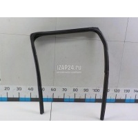 Уплотнитель стекла двери Renault Duster II 2021 823310904R