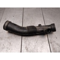 Патрубок воздушного фильтра Audi A4 B7 2005 06B129627AB