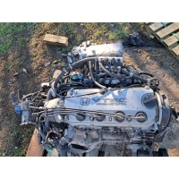 Двигатель в сборе с коробка honda accord vi 1.8 с установка газовая