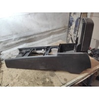 Консоль салона (кулисная часть) Volkswagen Touareg 1 2005 7l6863762