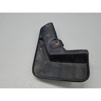 Брызговик передний правый Toyota RAV 4 2019- 7662142130