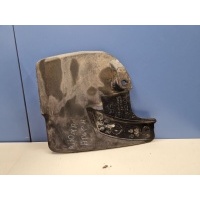Брызговик передний правый Toyota Fortuner GGN155 2015- 766210K191