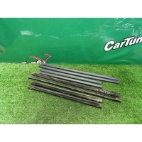 Бархотки стекол Mercedes-Benz E S210 2000 A2107250165