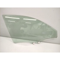 Стекло передней правой двери Mazda KD5358510 KD5358510