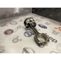 Поршень с шатуном Ford Focus CB4 2005 1360177