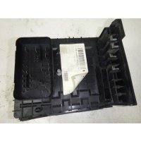 Блок предохранителей Volkswagen Touran 2005 1k0937125a