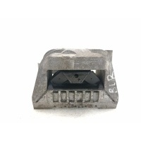 Опора двигателя Volkswagen Passat B6 1K0199262M