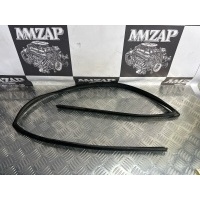 Уплотнитель стекла двери KIA CERATO 2 TD 2011 825401M000