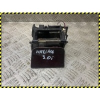 Пепельница Nissan Maxima А32 1998