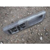 Кнопка стеклоподъемника переднего левого Volkswagen Golf 2000 1j4959857b